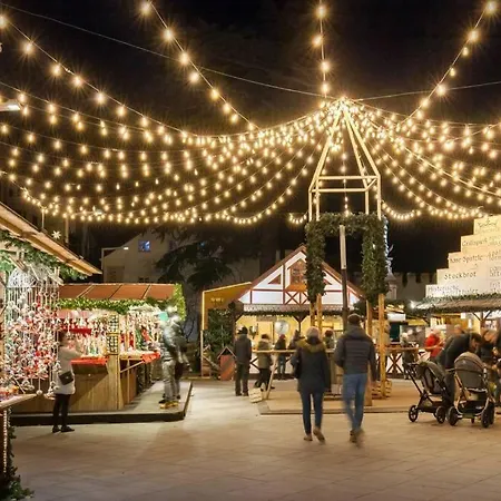 Casa Al Duomo-nel Cuore Storico Di Lägenhet