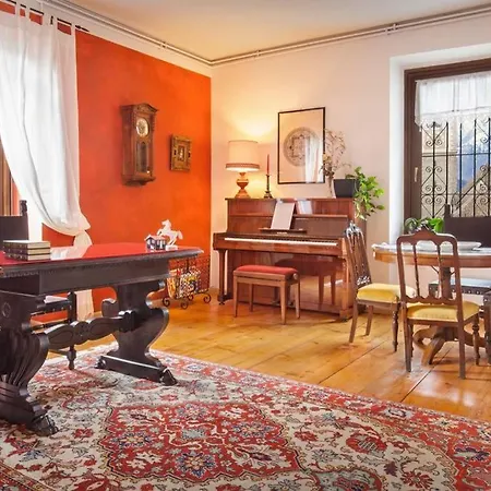 Casa Al Duomo-nel Cuore Storico Di *