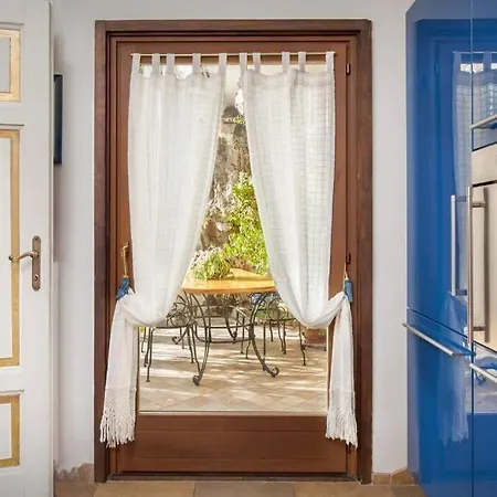 Casa Al Duomo-nel Cuore Storico Di Apartment Merano